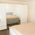Am Chiemsee, Auto-check-in 24-7, Gratis Parkplatz An Der Unterkunft, Netflix & Amazon Prime Inc, Voll Ausgestattet * Eggstätt