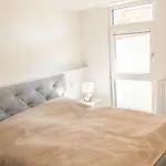 Apartment Am Chiemsee, Auto-check-in 24-7, Gratis Parkplatz An Der Unterkunft, Netflix & Amazon Prime Inc, Voll Ausgestattet *