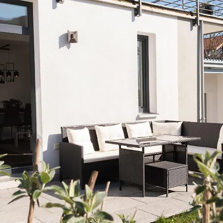 Am Chiemsee, Auto-check-in 24-7, Gratis Parkplatz An Der Unterkunft, Netflix & Amazon Prime Inc, Voll Ausgestattet إيغستات