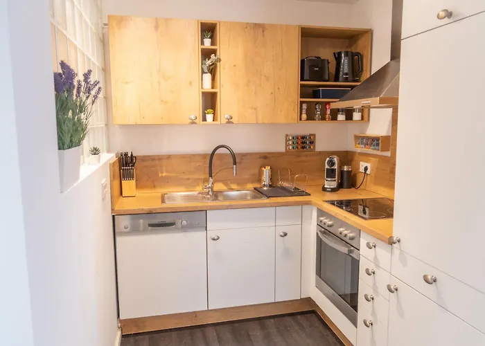 Διαμέρισμα Am Chiemsee, Auto-check-in 24-7, Gratis Parkplatz An Der Unterkunft, Netflix & Amazon Prime Inc, Voll Ausgestattet *