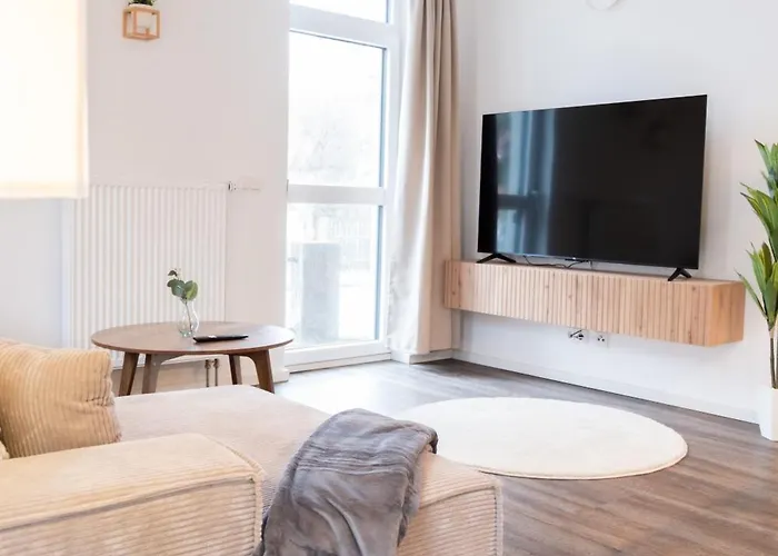 Διαμέρισμα Am Chiemsee, Auto-check-in 24-7, Gratis Parkplatz An Der Unterkunft, Netflix & Amazon Prime Inc, Voll Ausgestattet Eggstätt