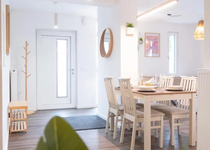 Διαμέρισμα Am Chiemsee, Auto-check-in 24-7, Gratis Parkplatz An Der Unterkunft, Netflix & Amazon Prime Inc, Voll Ausgestattet