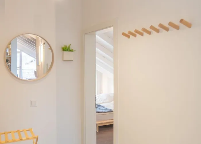 Am Chiemsee, Auto-check-in 24-7, Gratis Parkplatz An Der Unterkunft, Netflix & Amazon Prime Inc, Voll Ausgestattet Διαμέρισμα